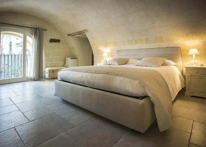 Palazzo Montemurro Guest house