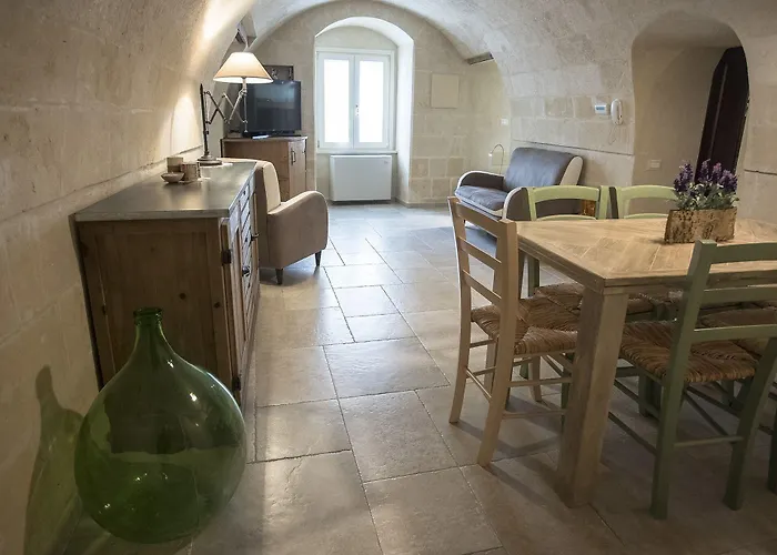 Palazzo Montemurro 4*